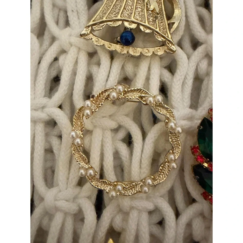 Vintage Jewelry Lot - Christmas Holiday Pin/Brooch - 6